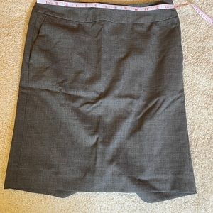 Perfect pencil skirt for petite working professionals